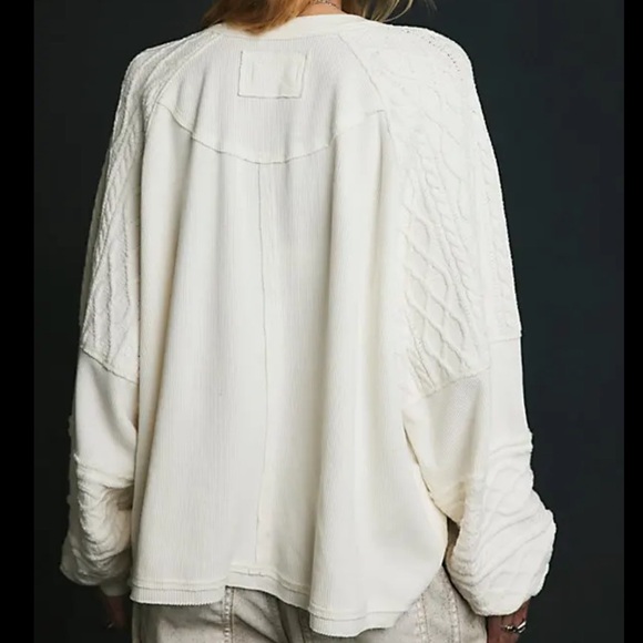 Free People We The Free May As Well Henley -Oversized Top NWT - Picture 2 of 12